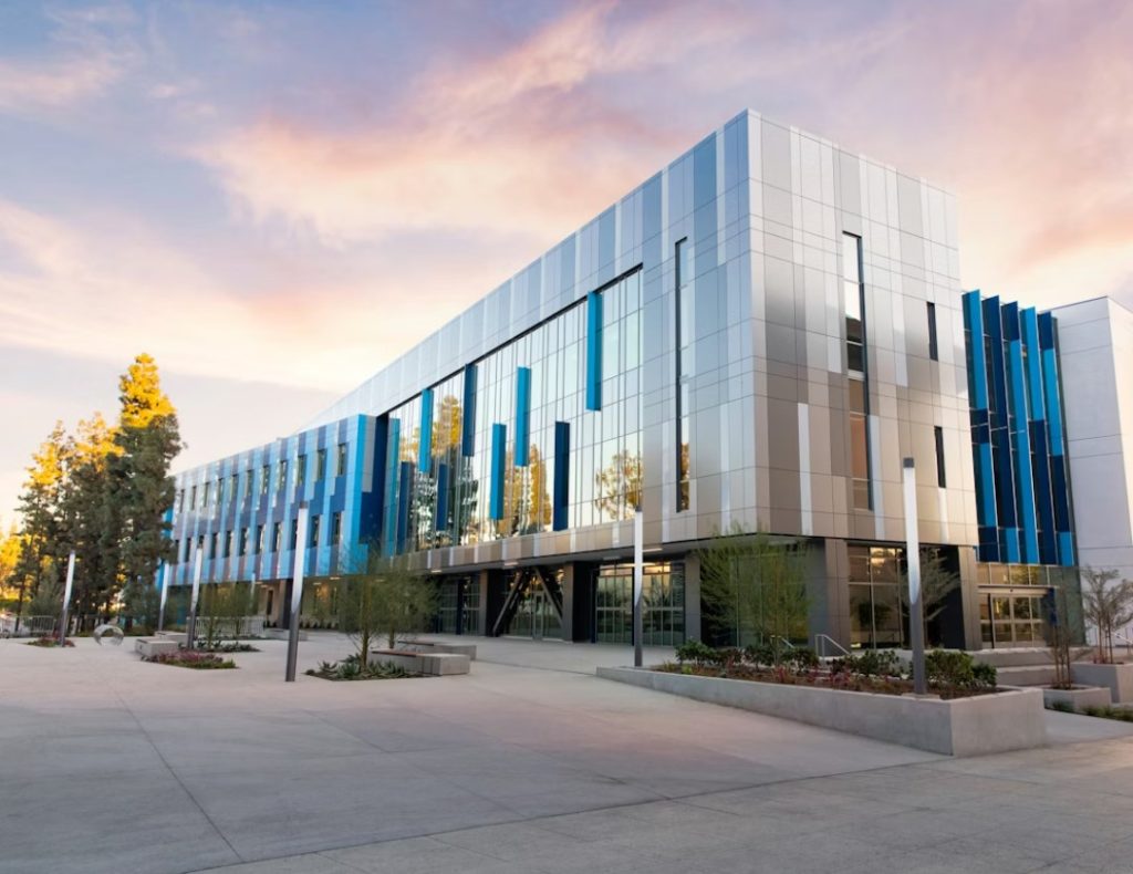 4 Strategies to Maximize Your Commercial Property’s Resale Value