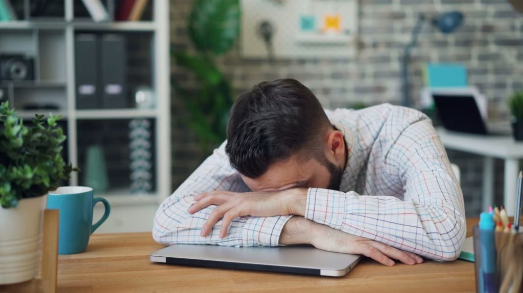 How to Handle a Heavy Master's Education Workload as a Working Adult